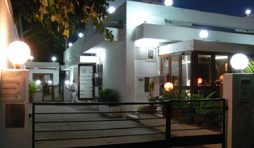 TG Stays Civil Lines 3, New Delhi 5